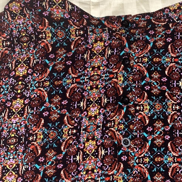 Patterned Button Skater Skirt - Picture 8 of 9